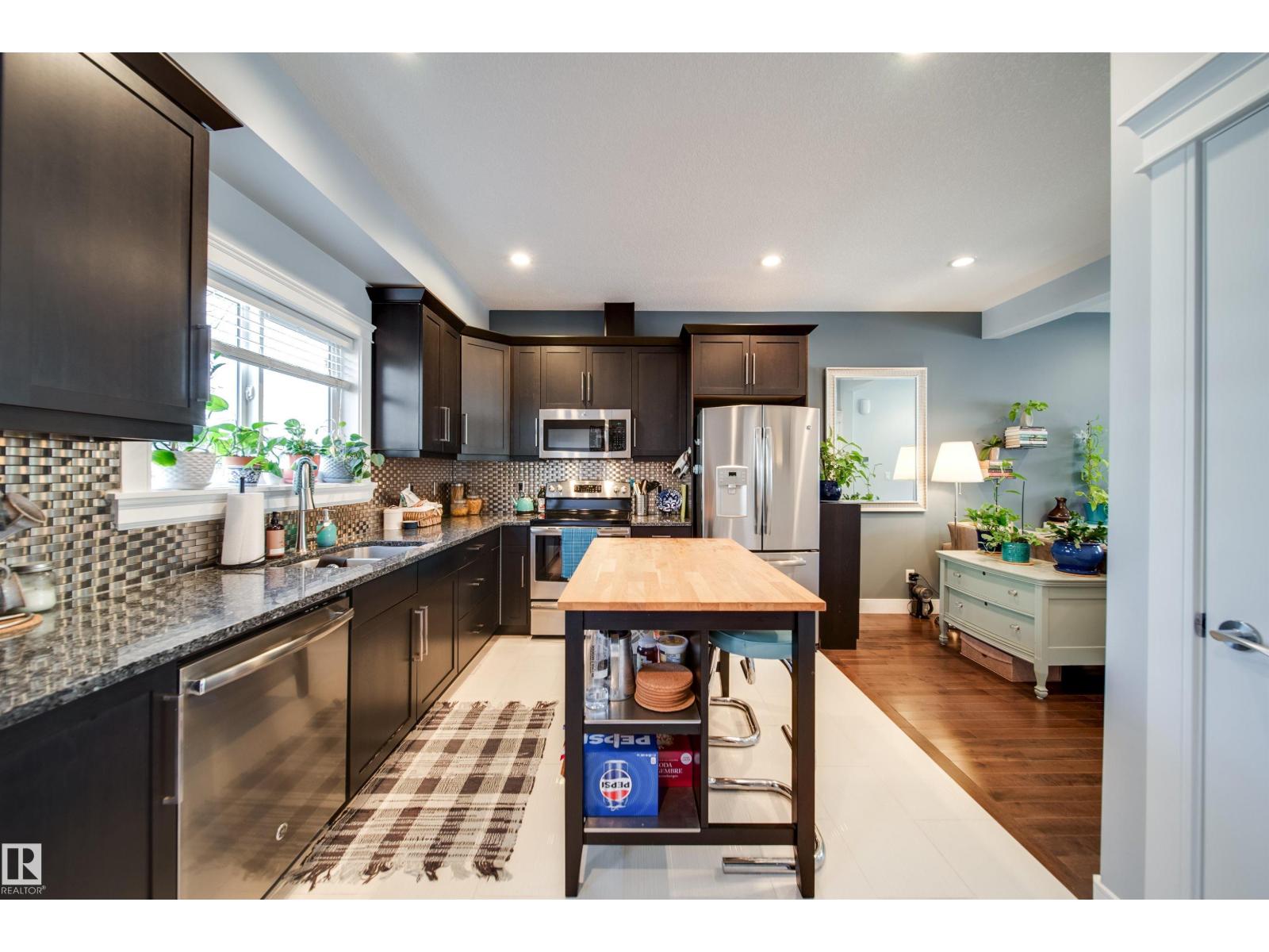 12428 113 AV NW - 11