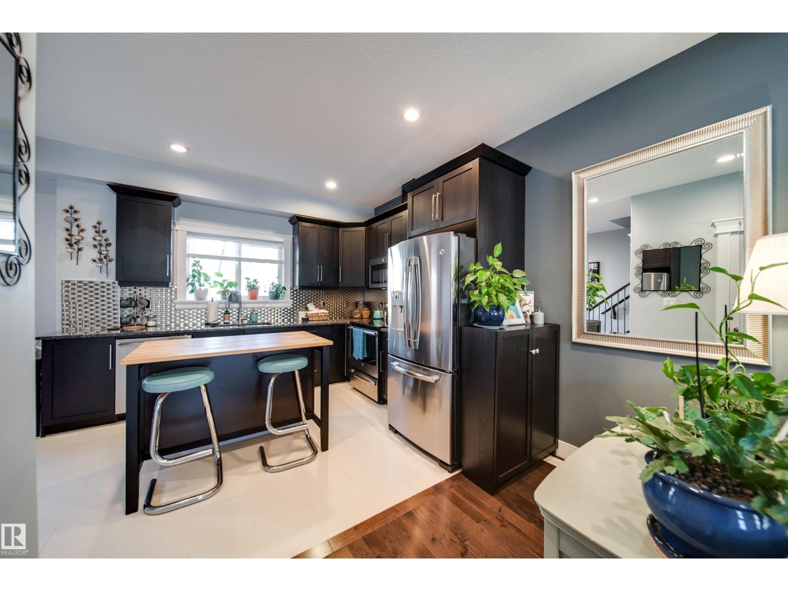 12428 113 AV NW - 8