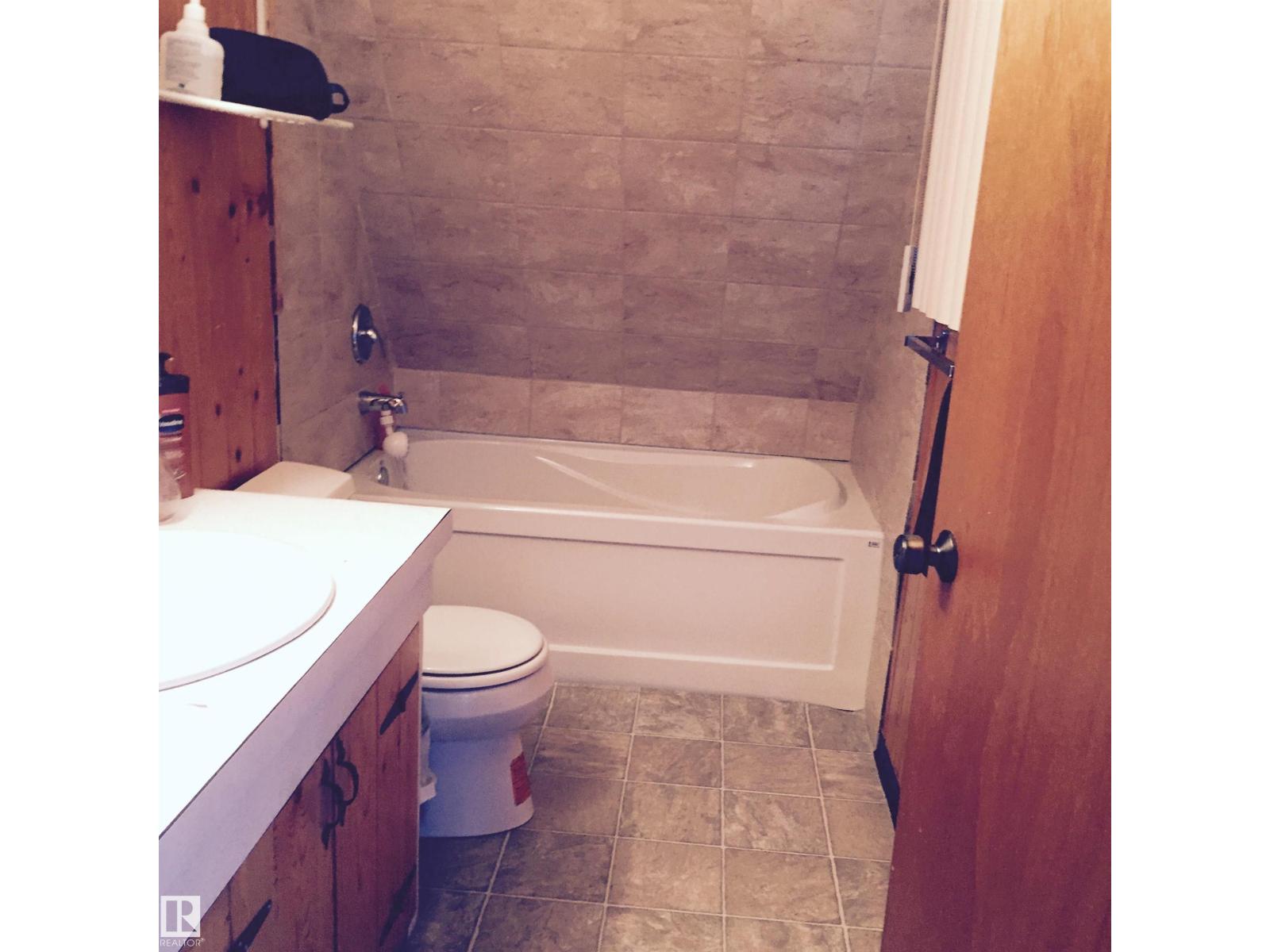 Block 6 Lot 10 — photo 9