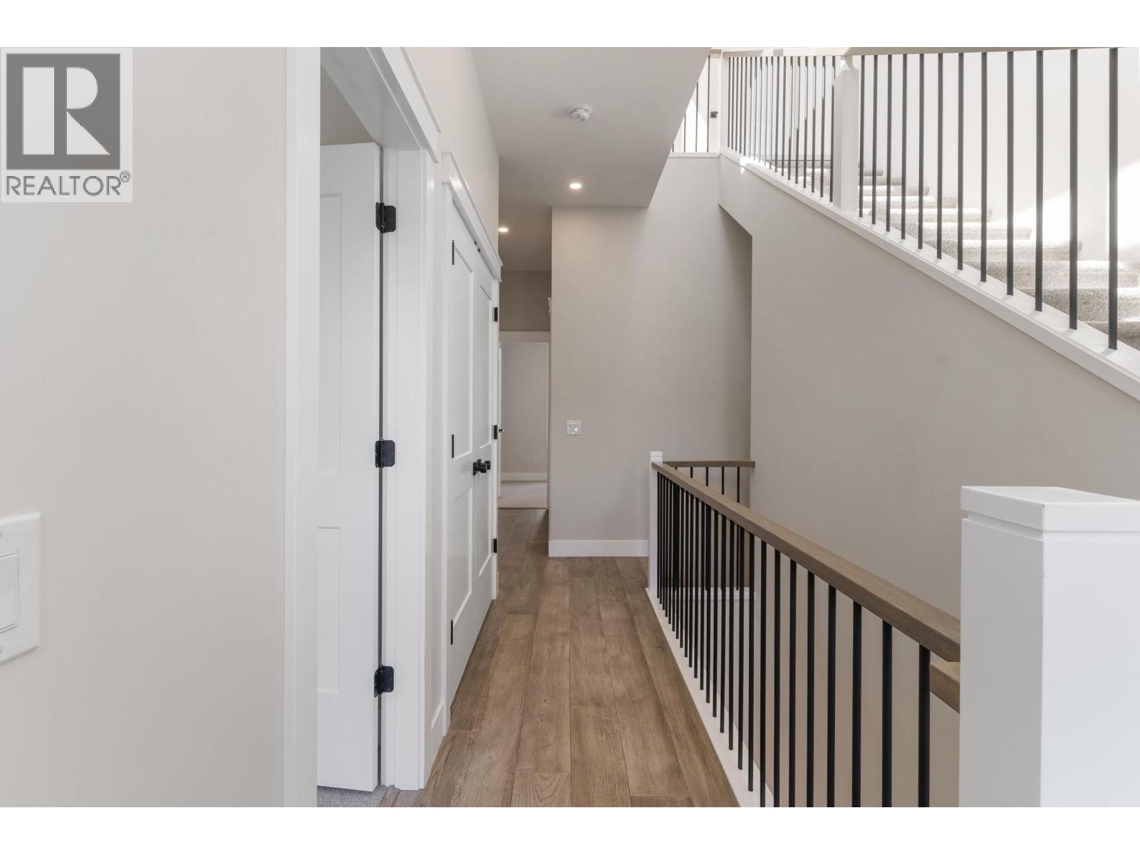 #103 222 Lee Avenue - 19