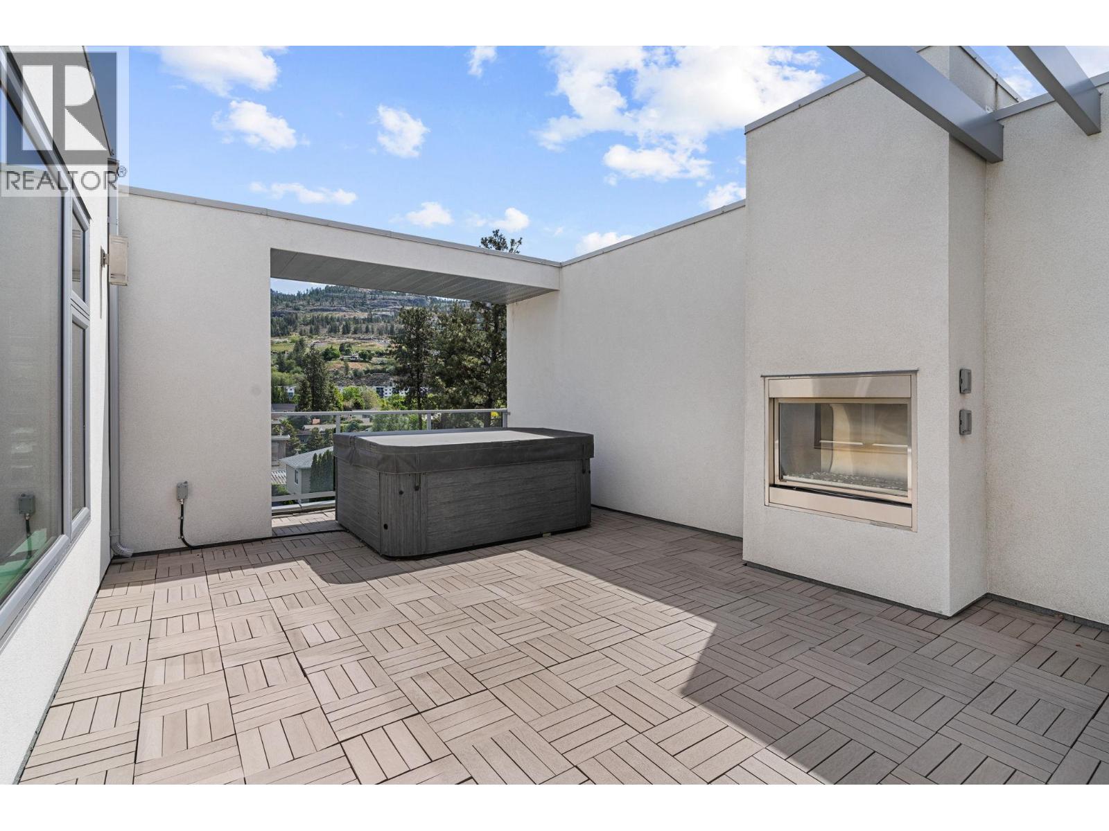 #103 222 Lee Avenue - 22