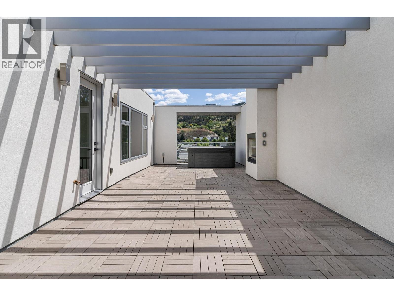 #103 222 Lee Avenue - 23