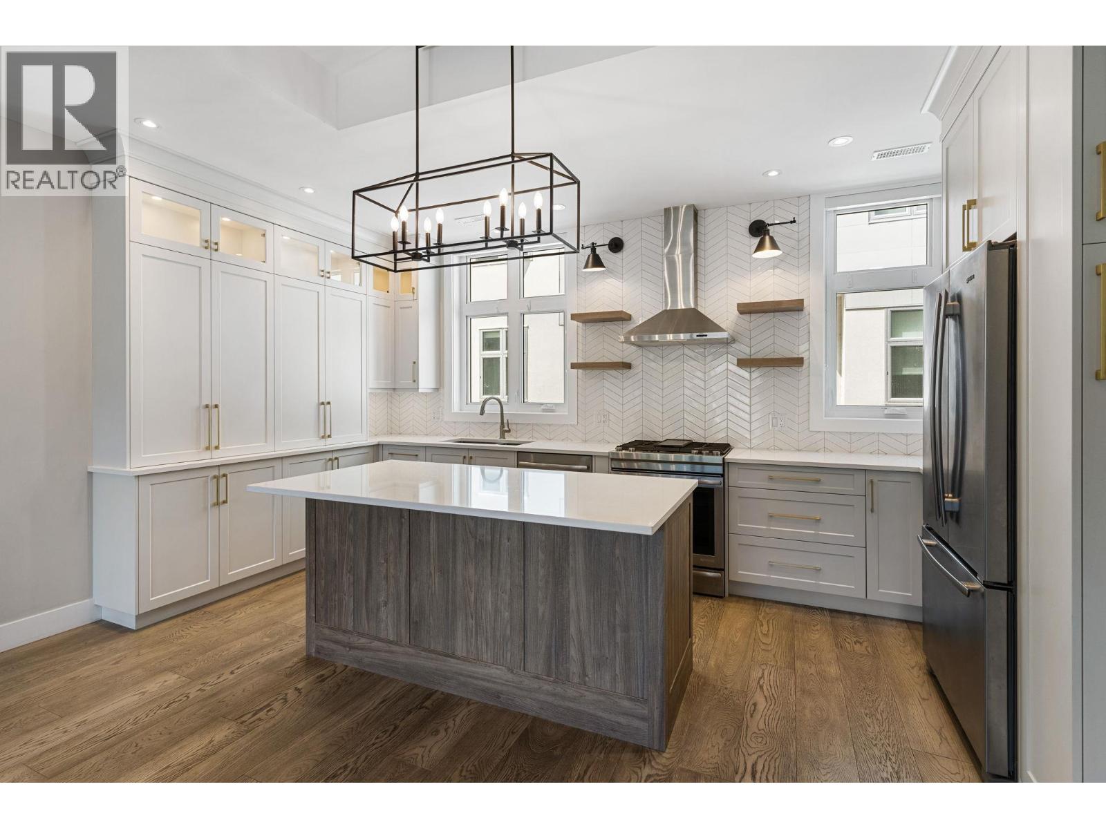 #103 222 Lee Avenue - 5