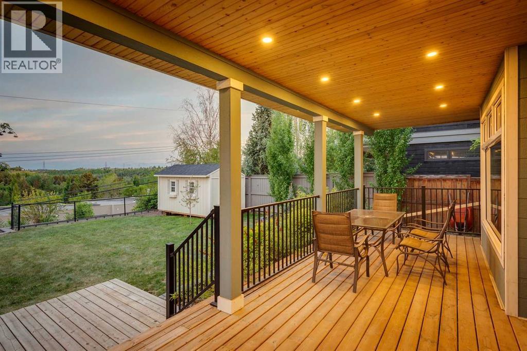 1017 38 Avenue SW — photo 37
