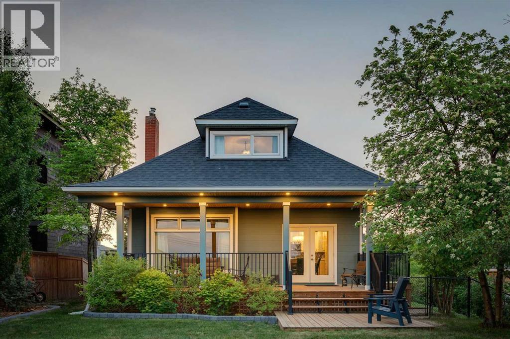 1017 38 Avenue SW — photo 42
