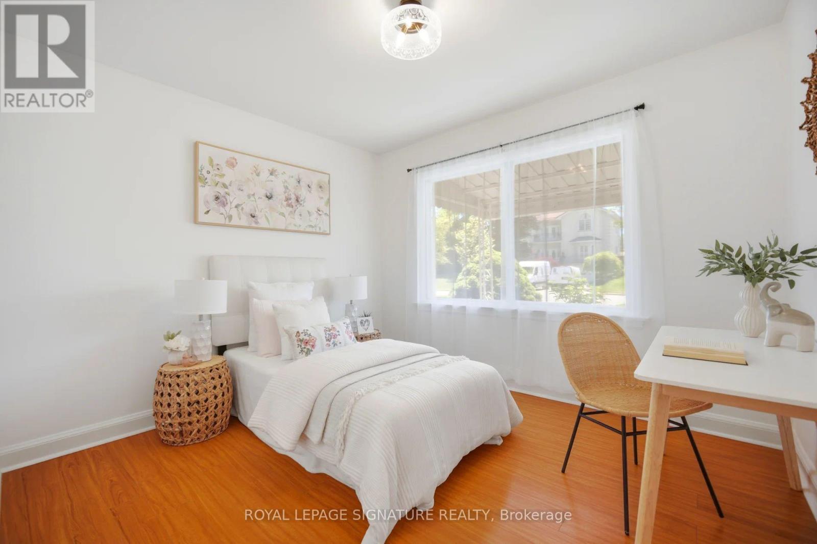 16 KING GEORGES DRIVE - 23