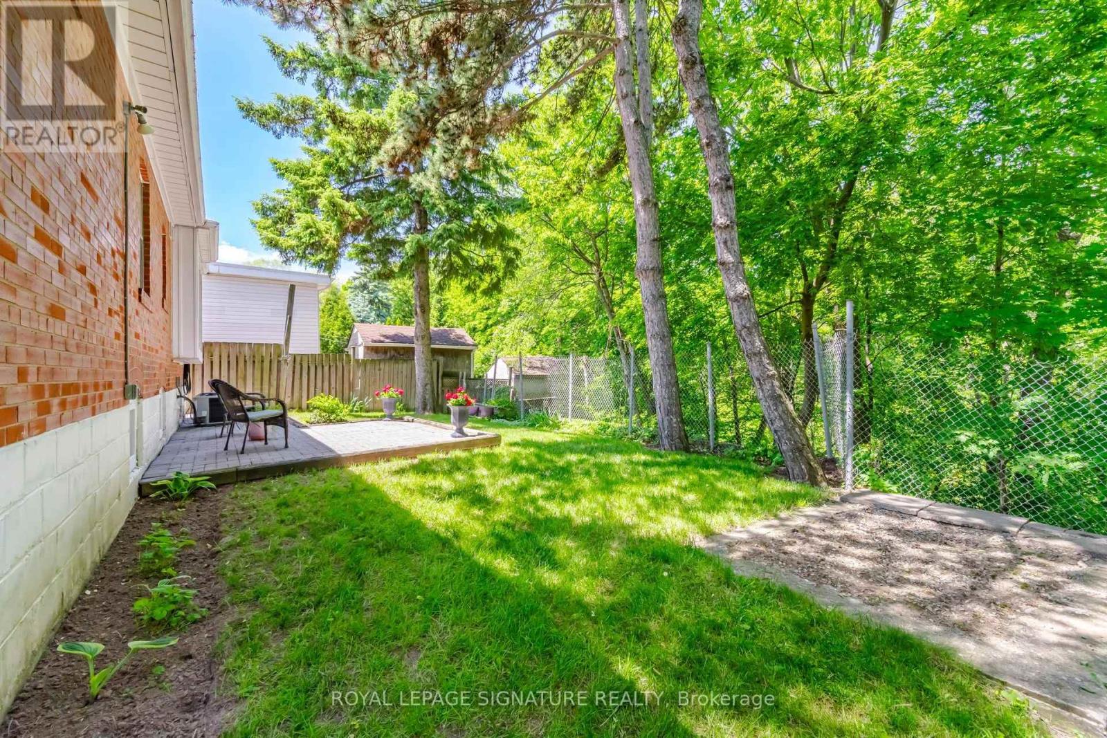 16 KING GEORGES DRIVE - 39