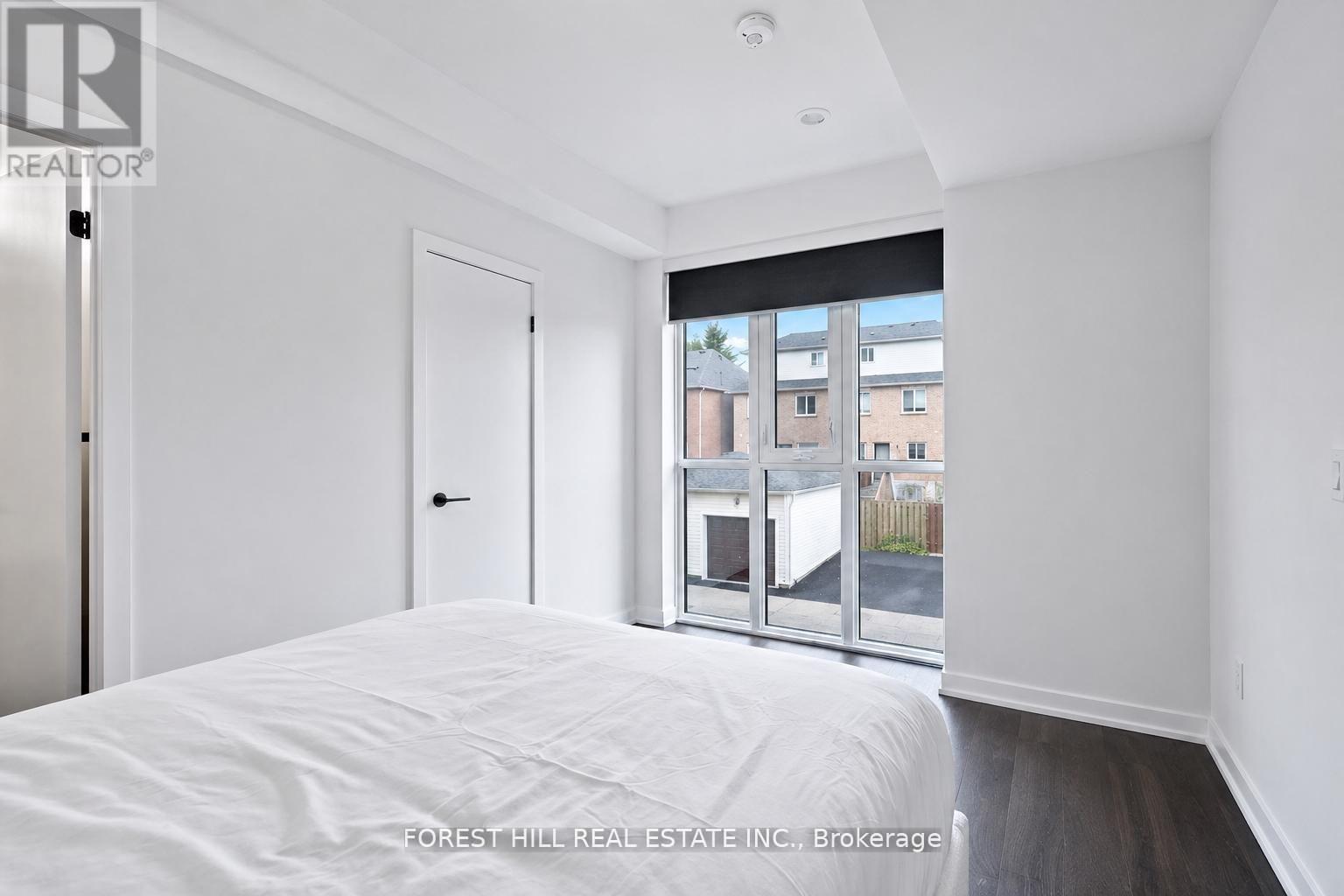 #104 16 SYMES ROAD - 7