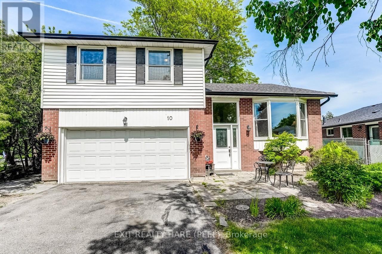 10 DUNCANNON CRESCENT - 1