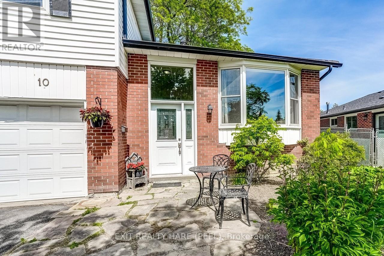 10 DUNCANNON CRESCENT - 3