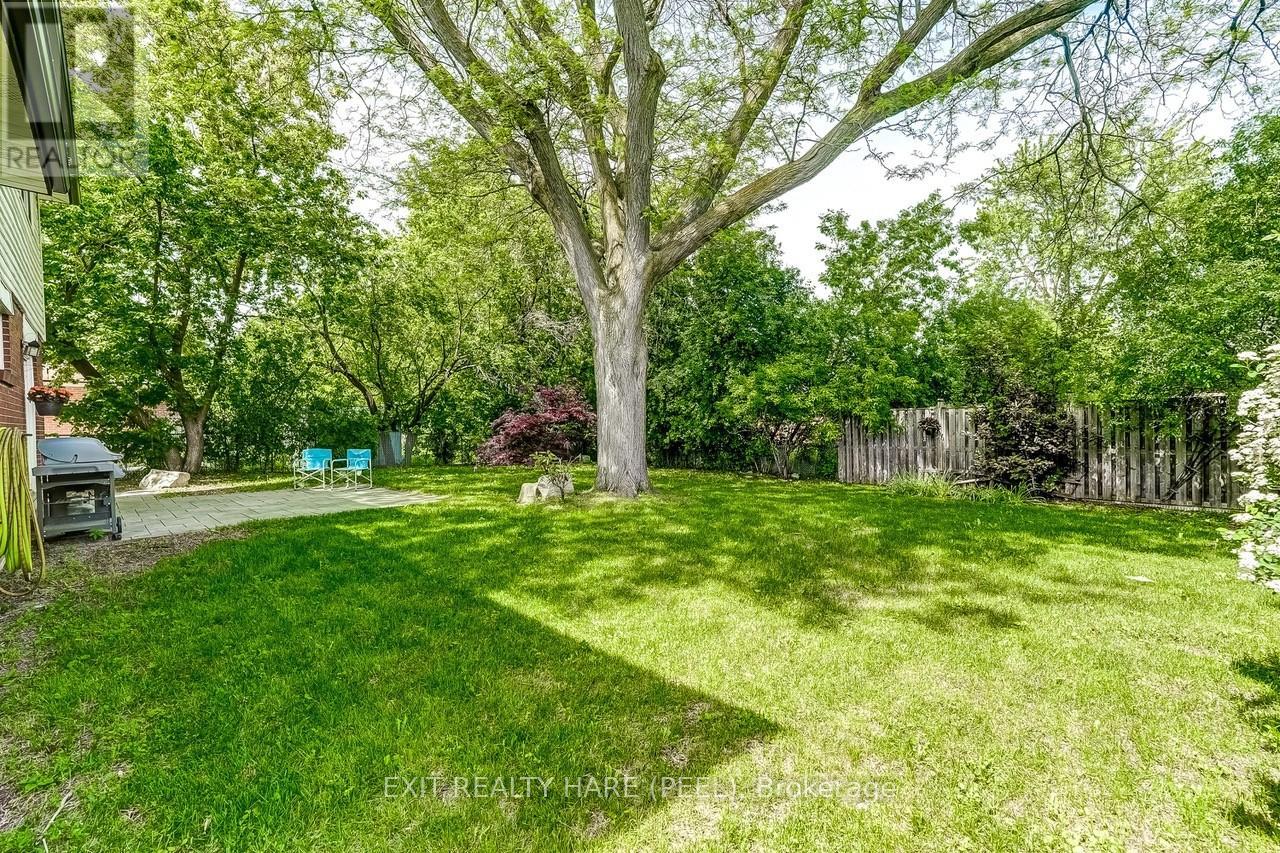 10 DUNCANNON CRESCENT - 31