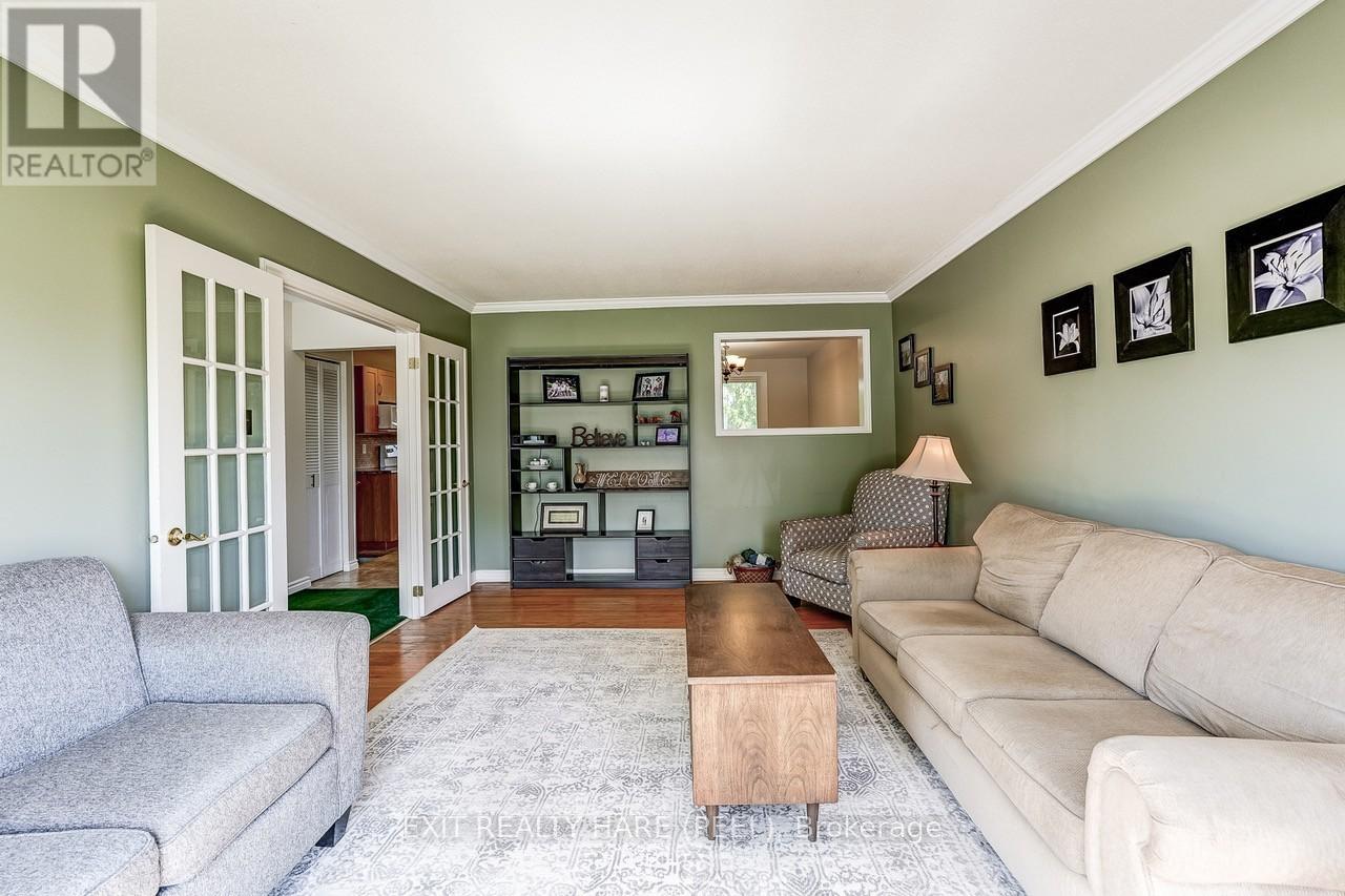 10 DUNCANNON CRESCENT - 8