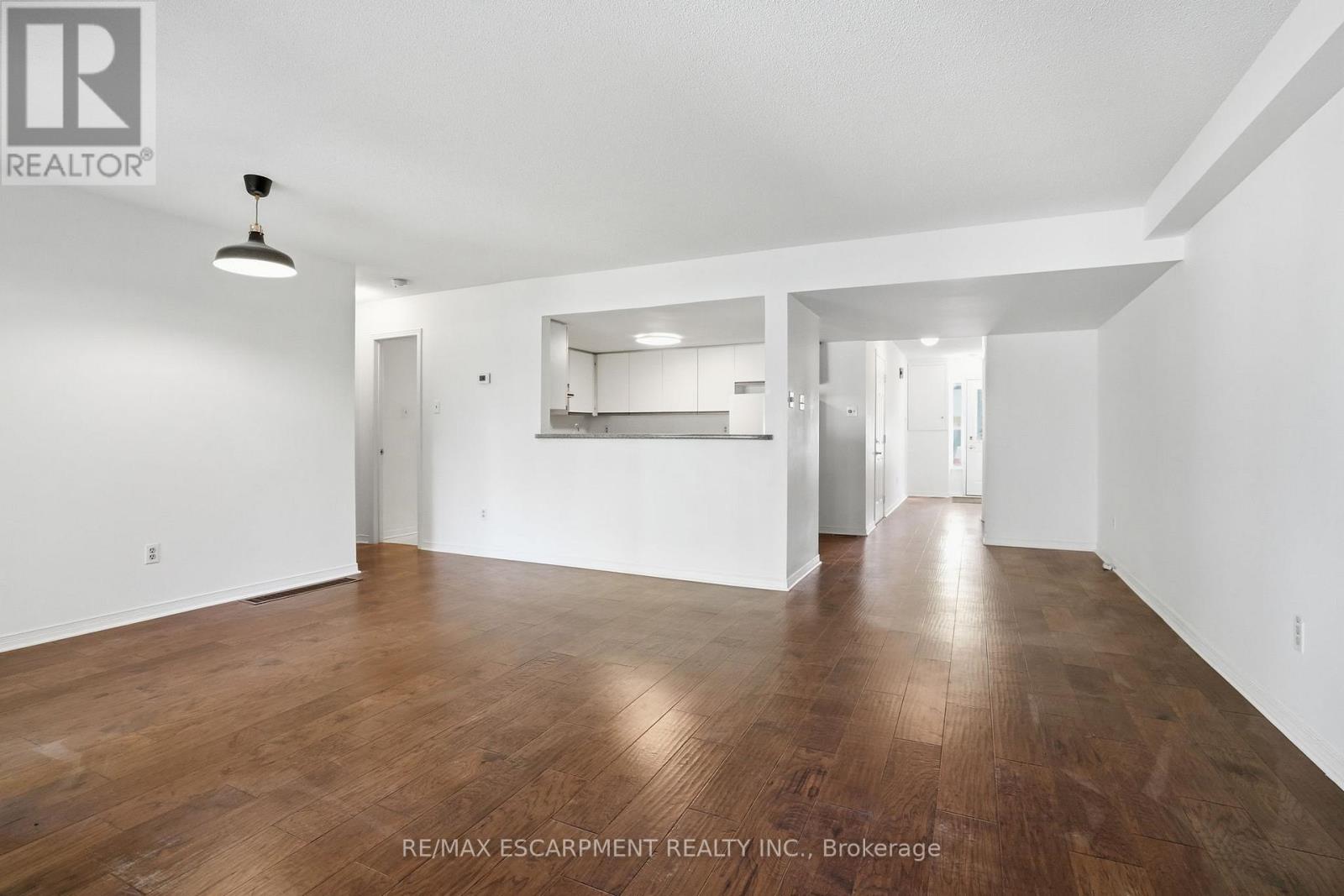 #65 2530 NORTHAMPTON BOULEVARD - 10
