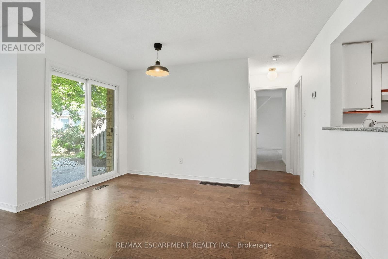 #65 2530 NORTHAMPTON BOULEVARD - 14