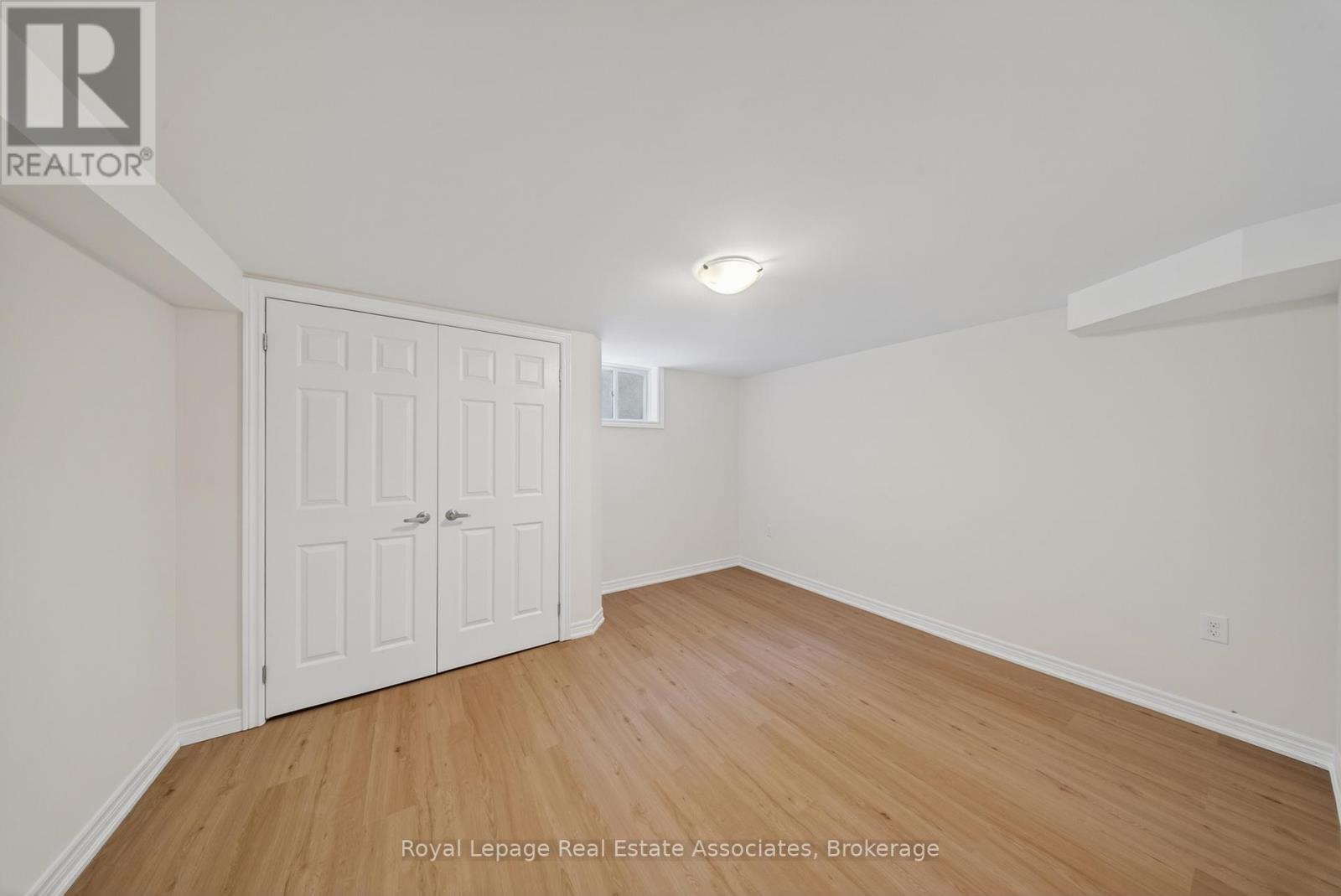 48 HUDSON DRIVE - 22