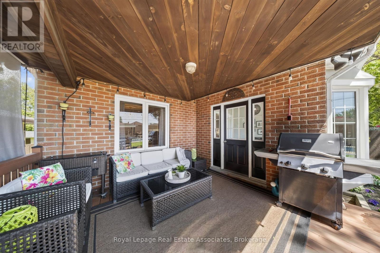 48 HUDSON DRIVE - 46