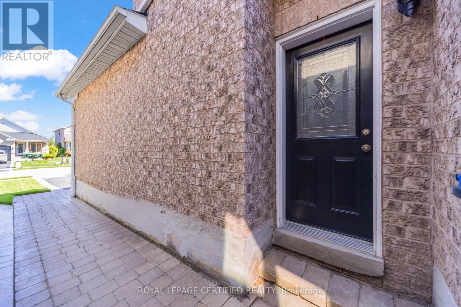 141 VINTAGE GATE - 22