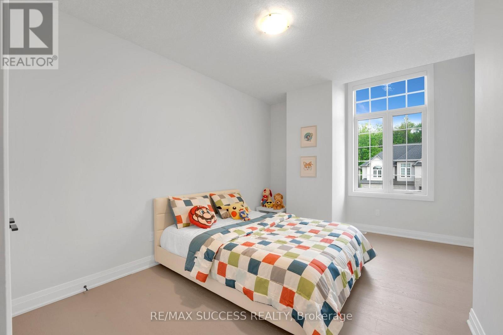 554 BRIDGEMILL CRESCENT E - 31
