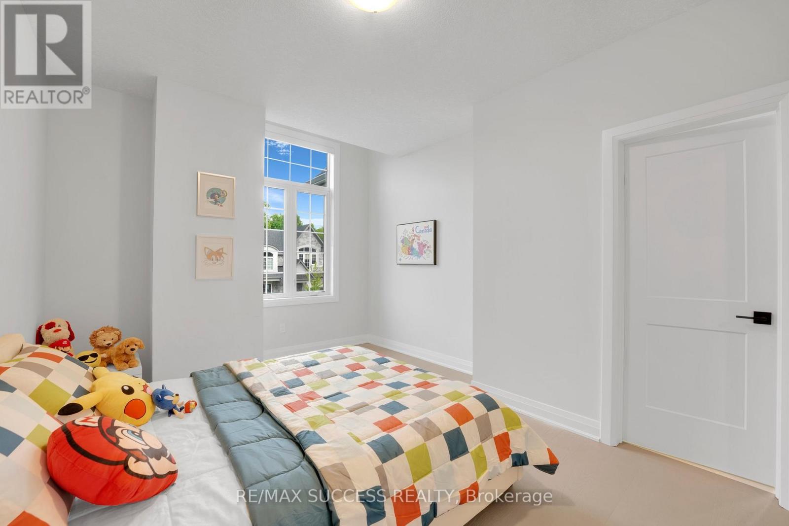 554 BRIDGEMILL CRESCENT E - 33