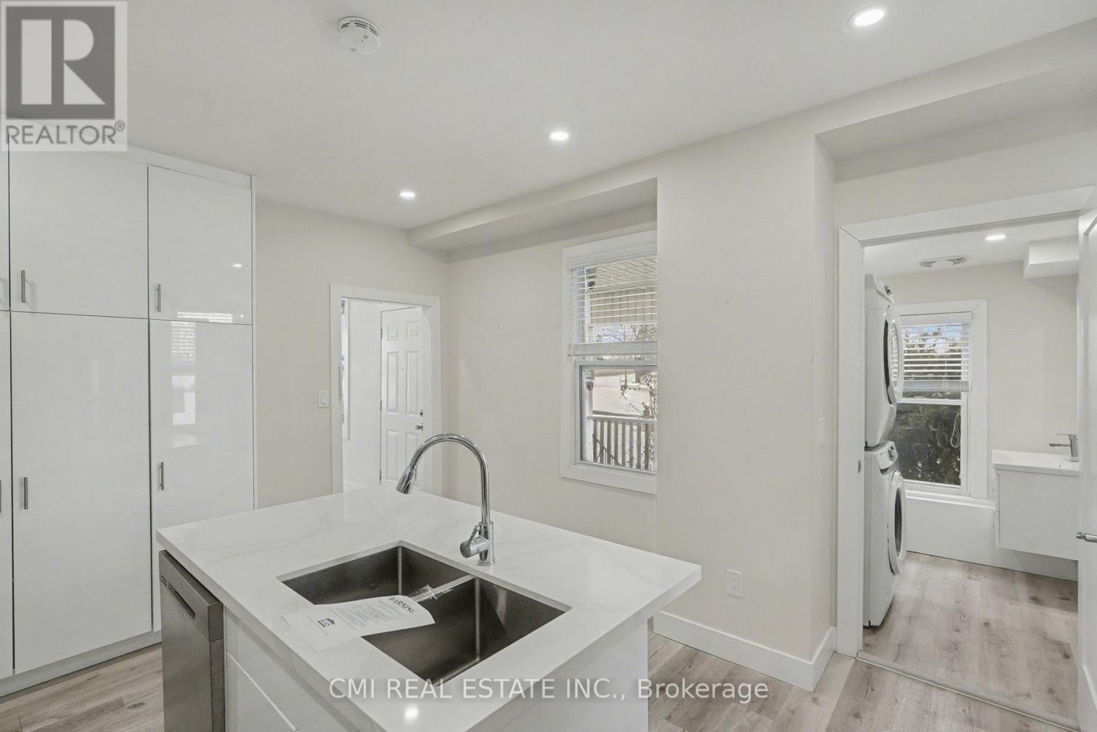 2546 WILSON STREET - 12