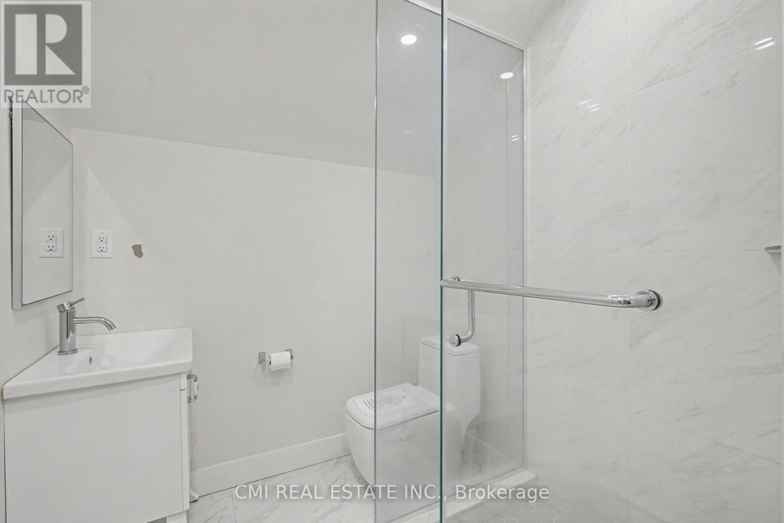 2546 WILSON STREET - 33