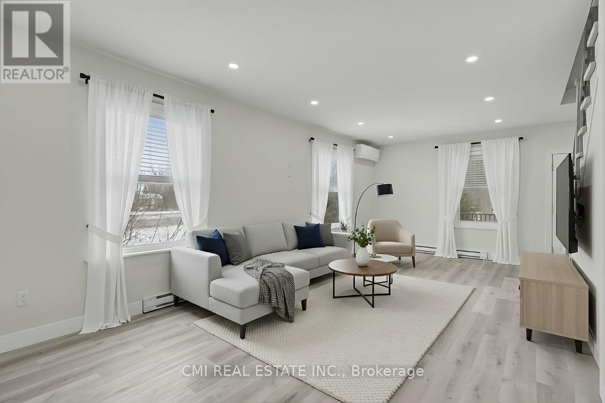 2546 WILSON STREET - 5