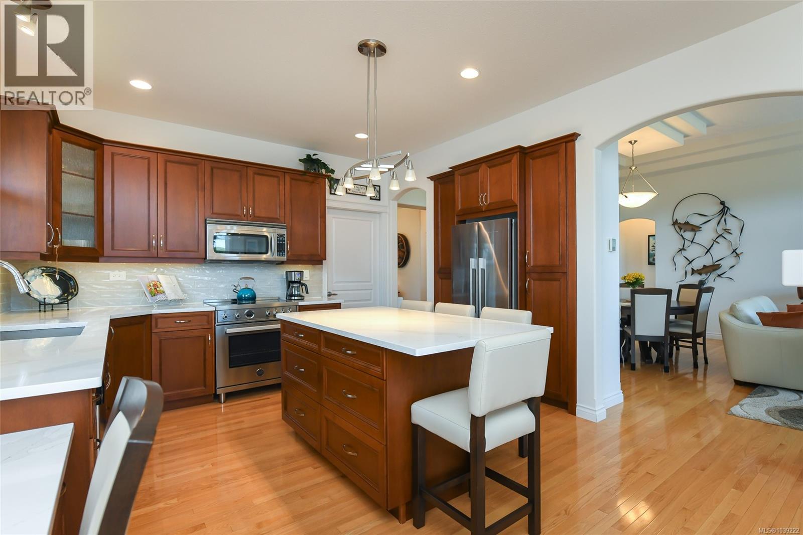 396 3399 Crown Isle Dr, Courtenay