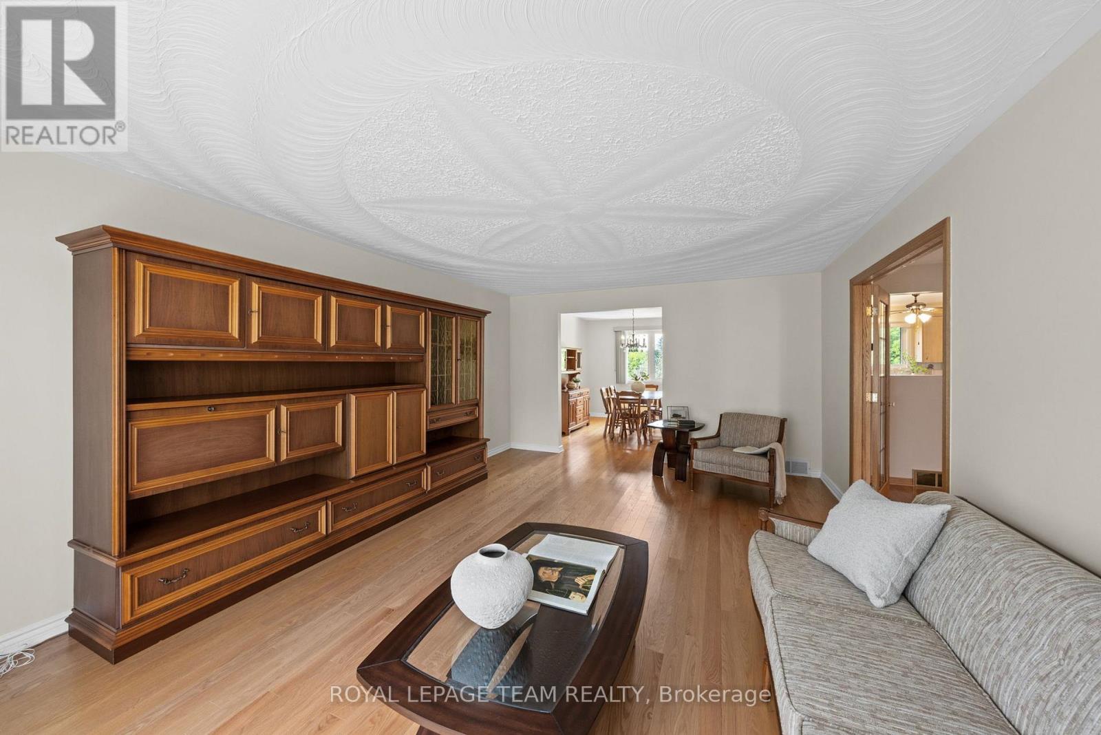 44 STEEPLE HILL CRESCENT - 10