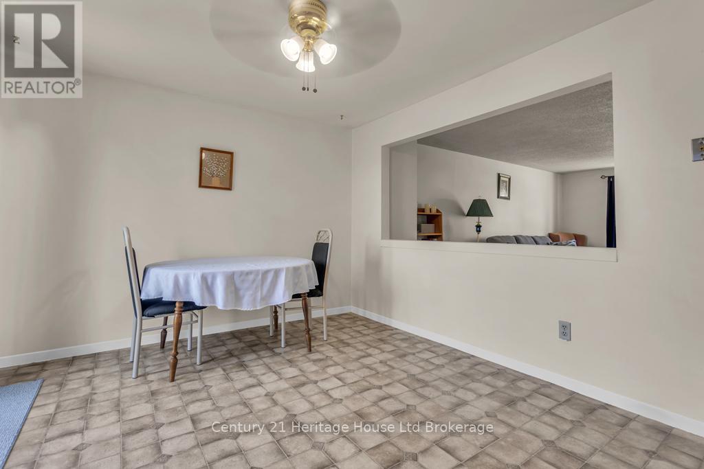 #15 380 QUARTERLINE ROAD - 9