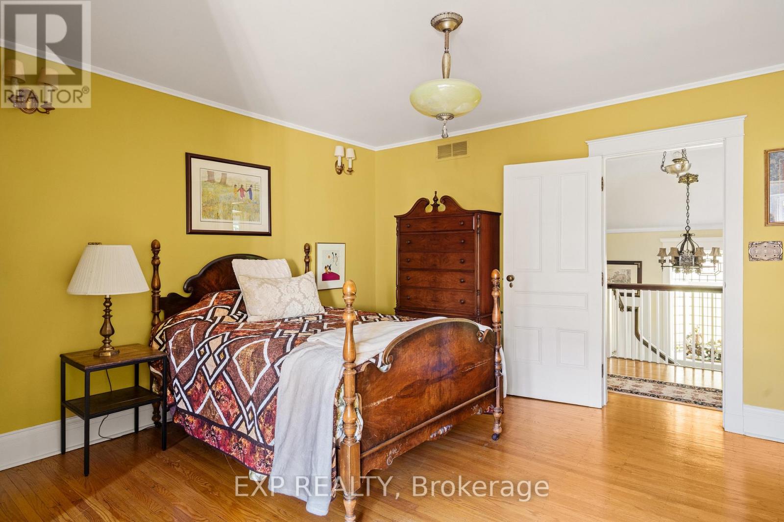 15 TRAFALGAR STREET - 27