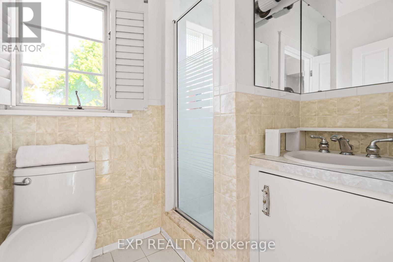 15 TRAFALGAR STREET - 36