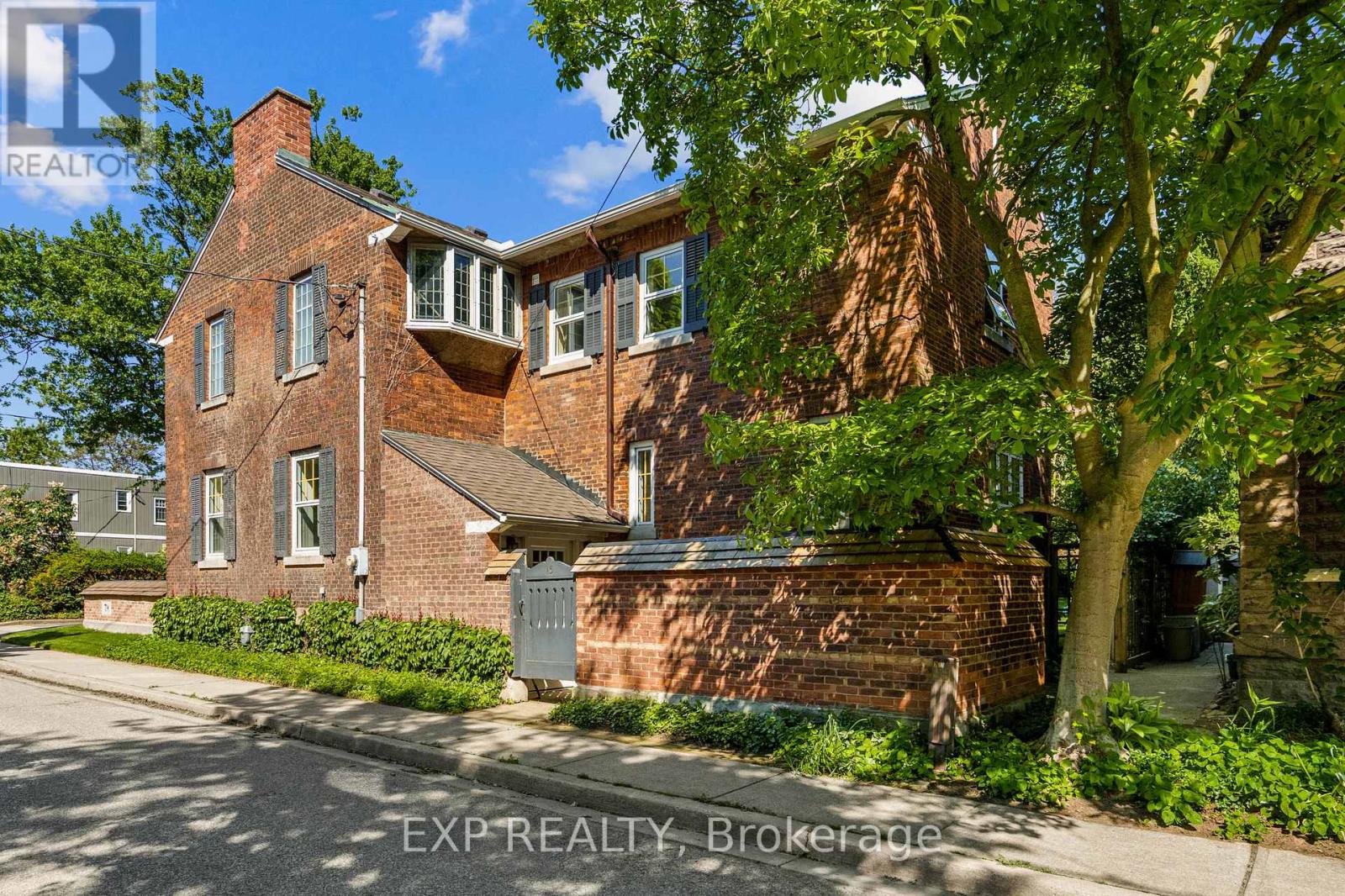 15 TRAFALGAR STREET - 39