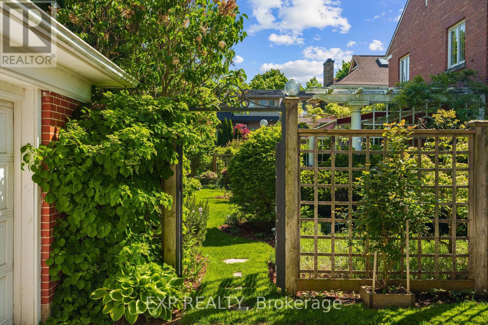15 TRAFALGAR STREET - 41