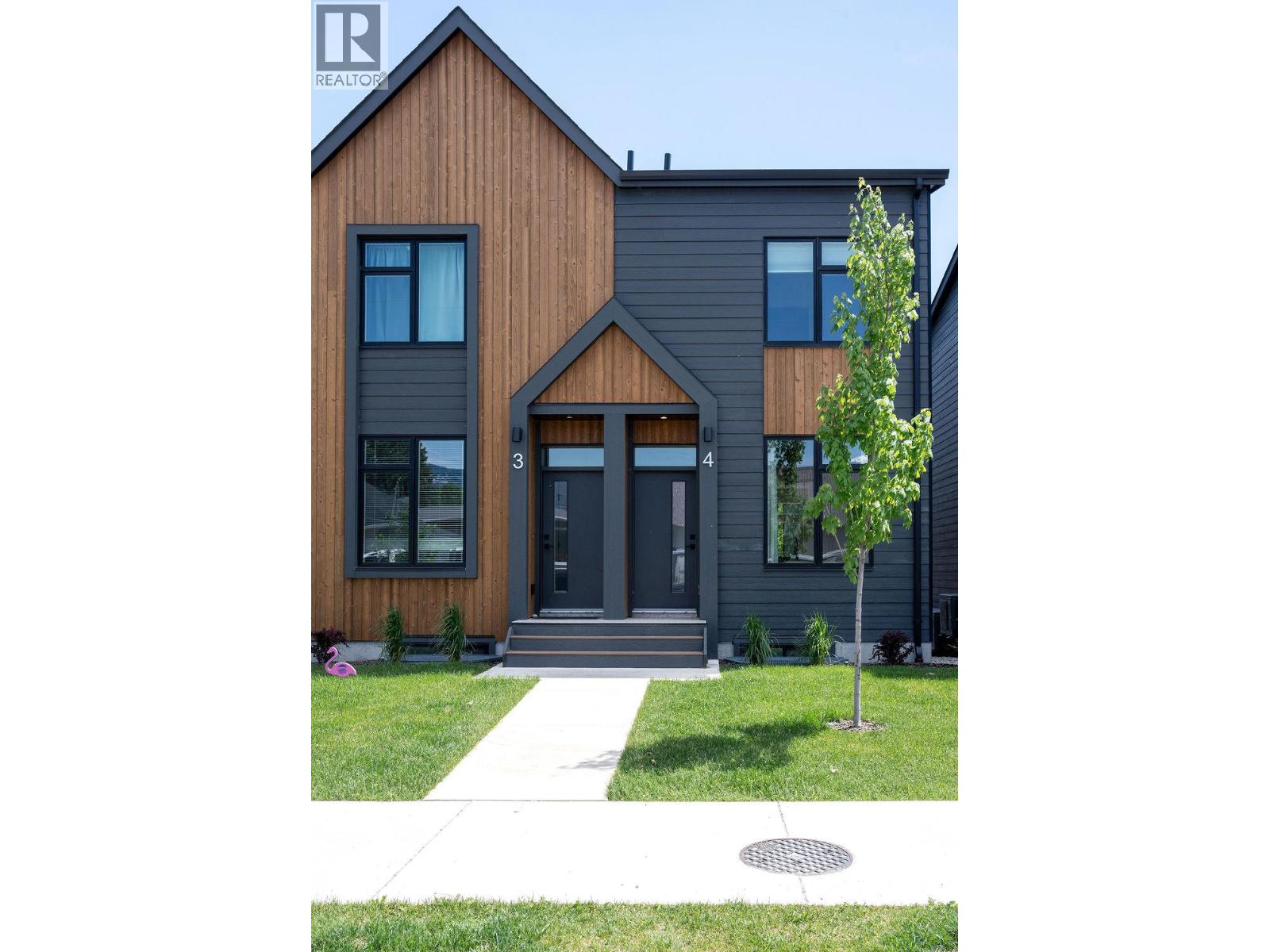 #4 414 Humbert Street - Image 2