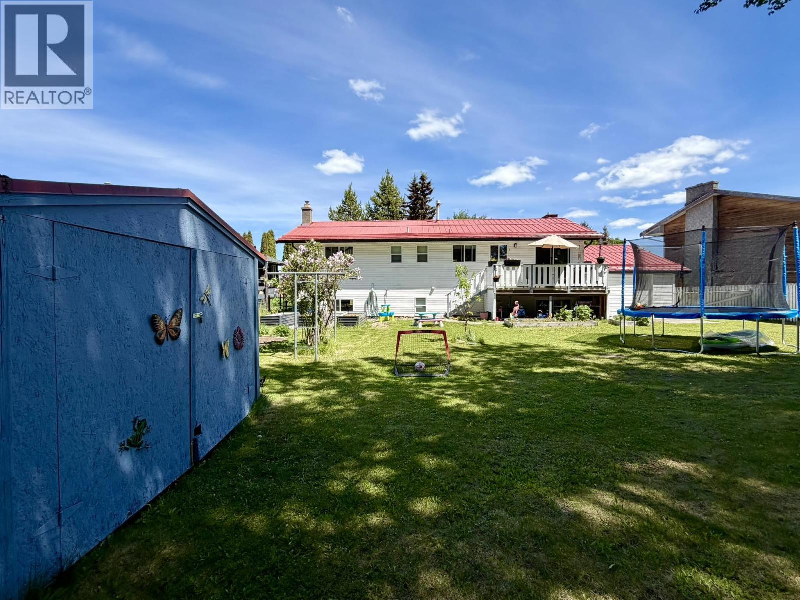 393 BIRCH PLACE - 3