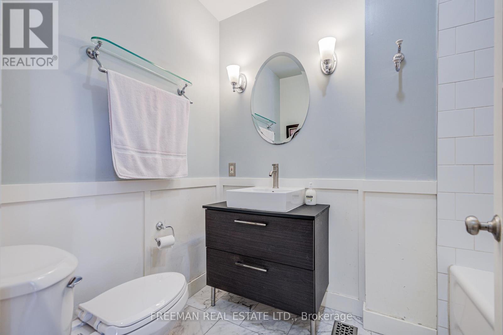 224 LIPPINCOTT STREET - 17