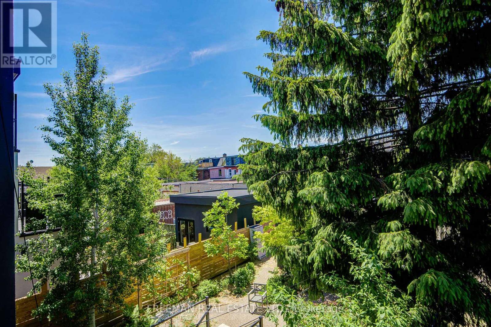 224 LIPPINCOTT STREET - 25
