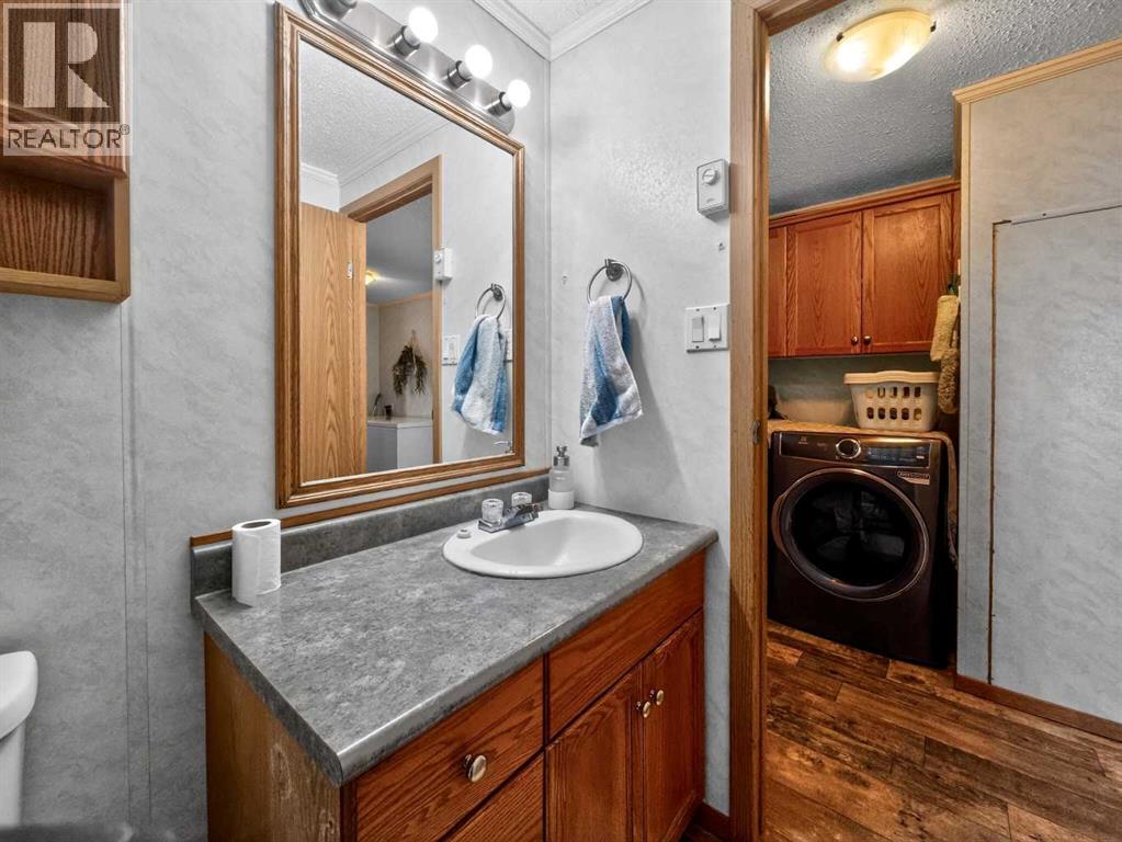 15137 TWP 1052 - 29