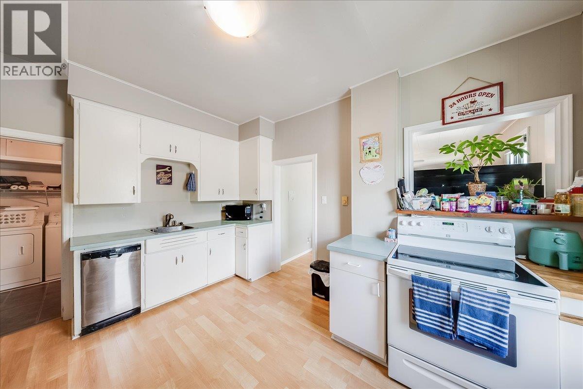 542 SPOKANE Street - 22