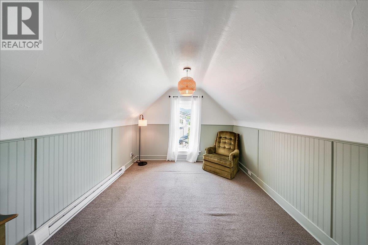 542 SPOKANE Street, Trail