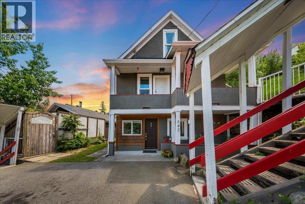 542 SPOKANE Street, Trail