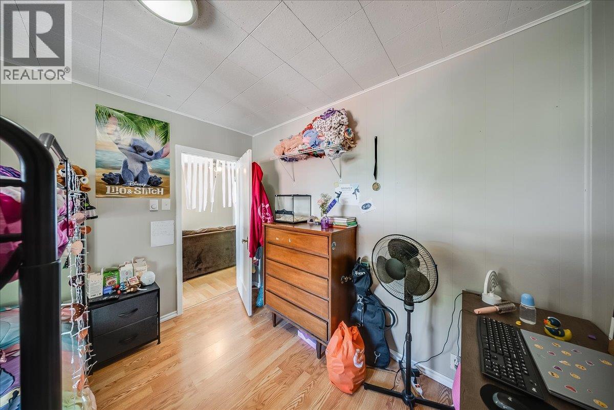 542 SPOKANE Street - 26