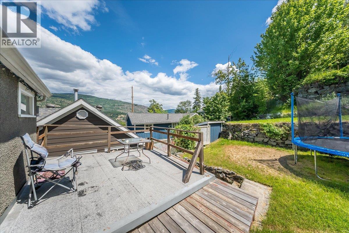 542 SPOKANE Street, Trail