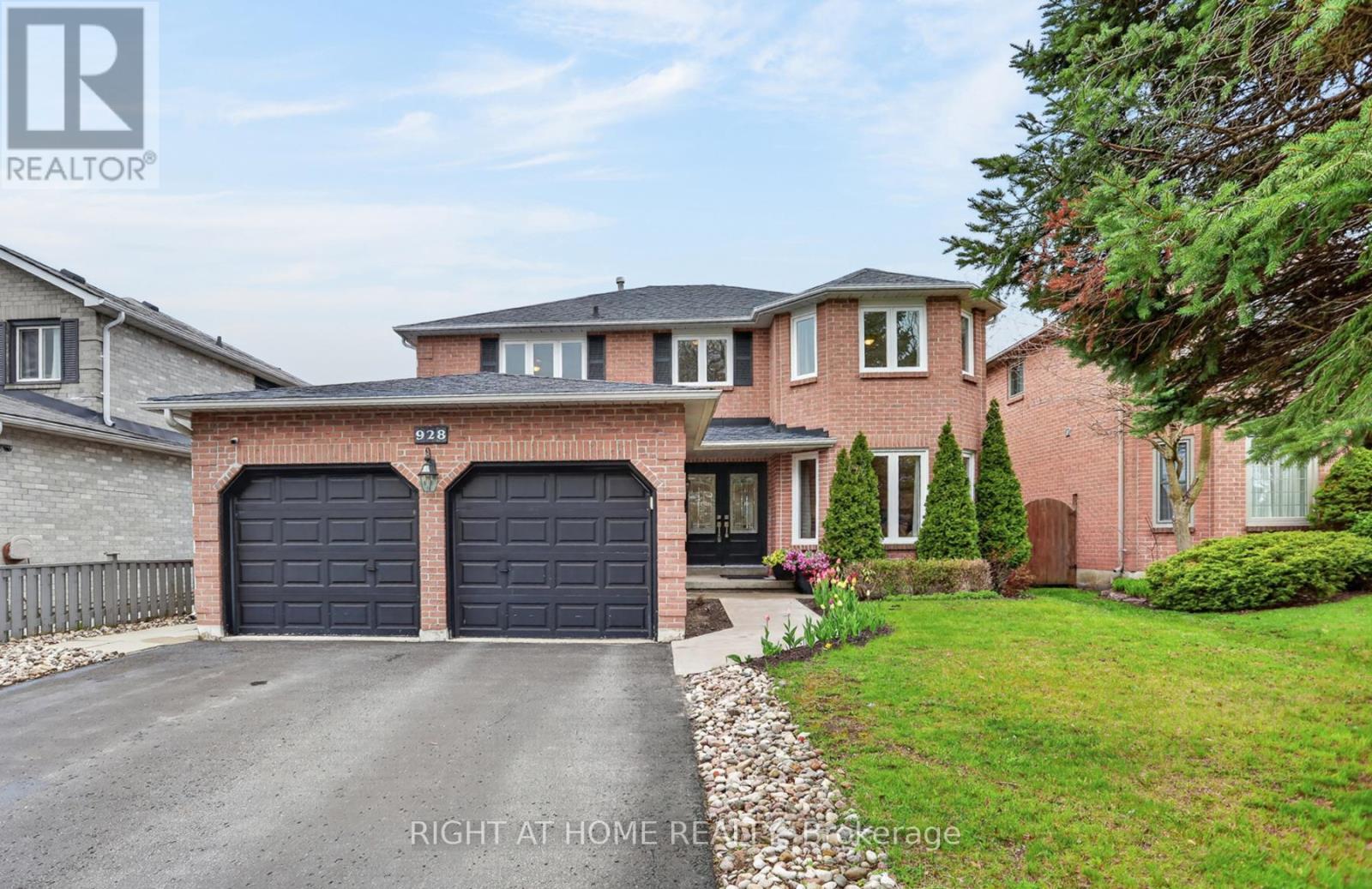 928 SNOWBIRD STREET - 2