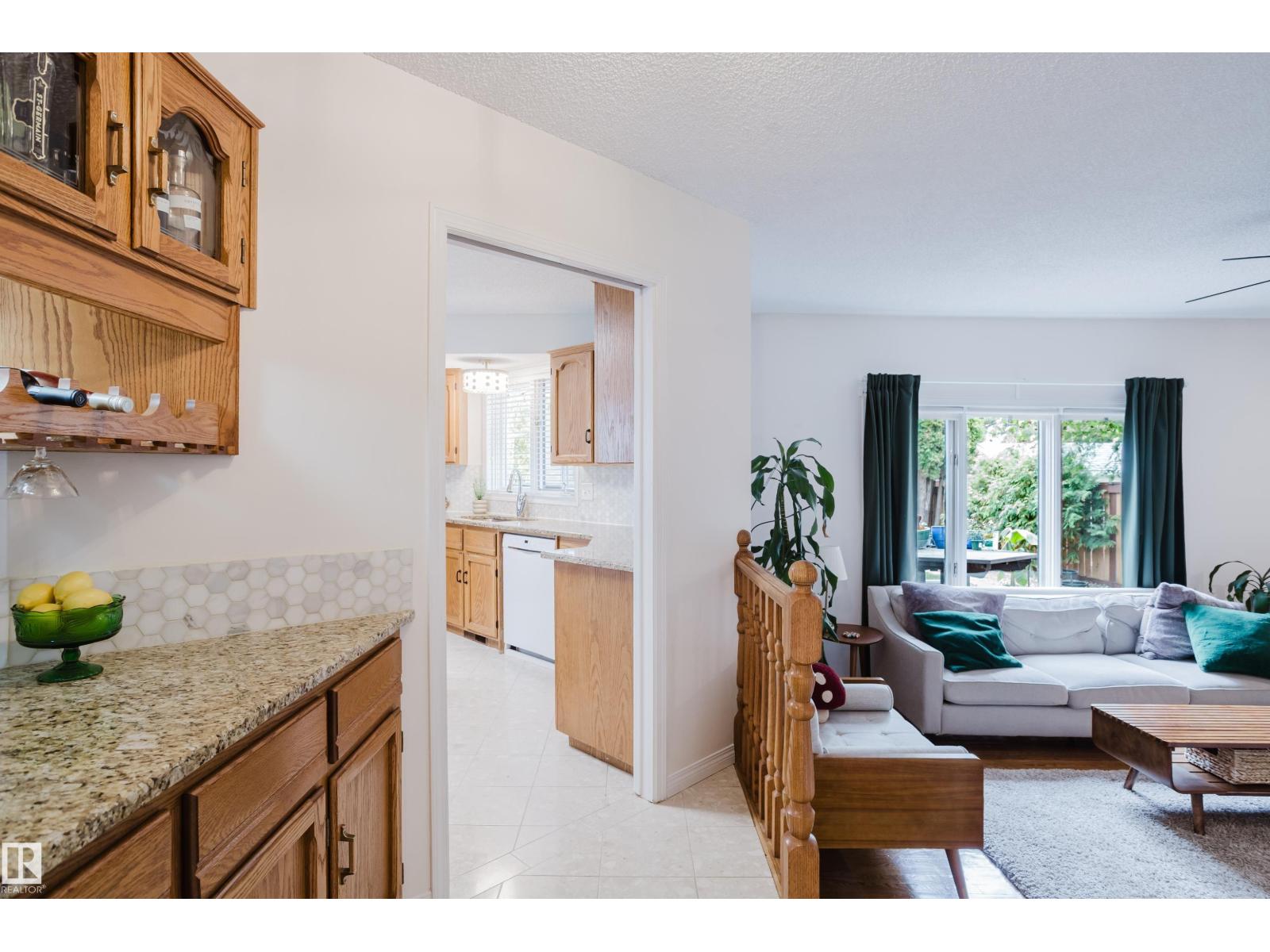 613 HENDERSON ST NW - 11