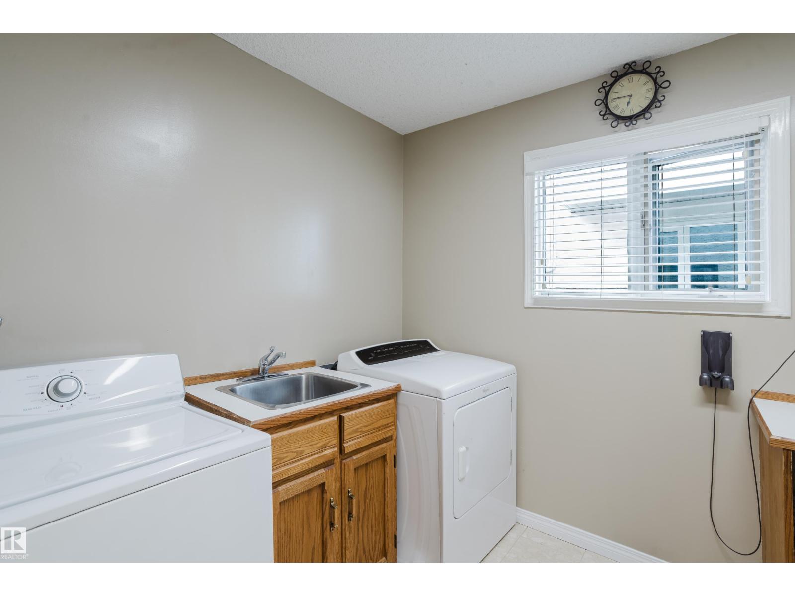 613 HENDERSON ST NW - 16