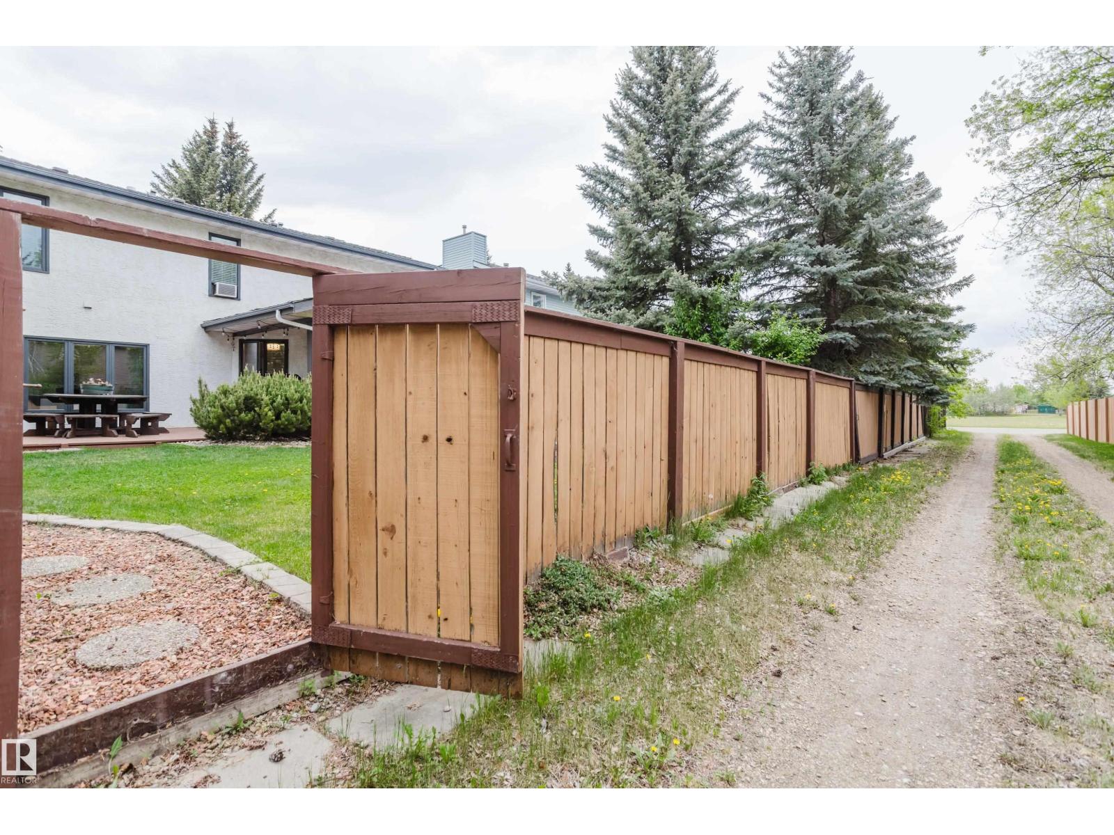 613 HENDERSON ST NW - 30