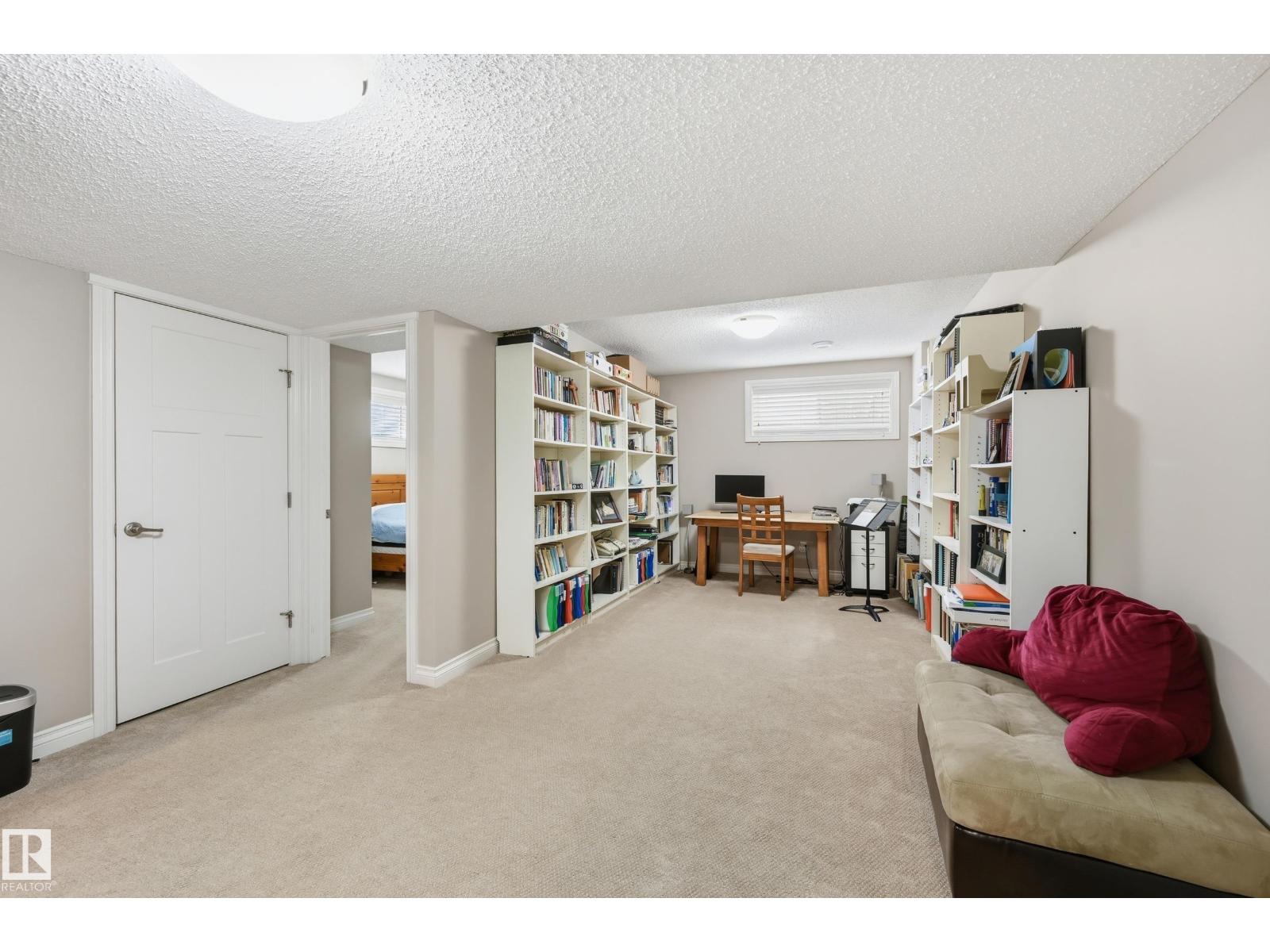 1111 176 ST SW - 29