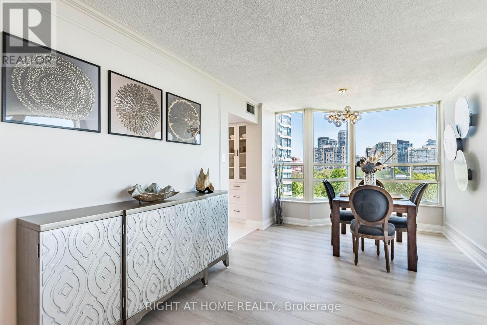 704 - 250 WEBB DRIVE