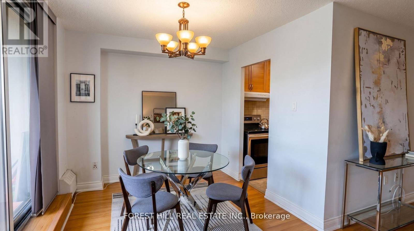 #302 180 DUDLEY AVENUE - 10